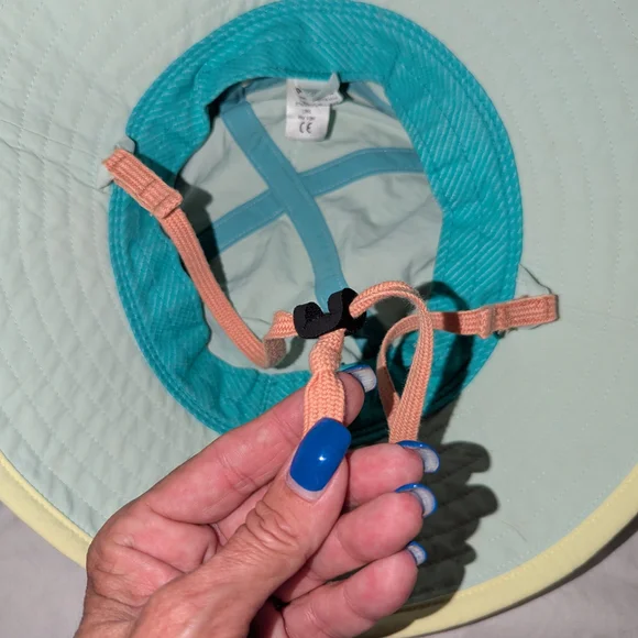 Patagonia Light Gray Bucket Hat - Picture 6 of 8